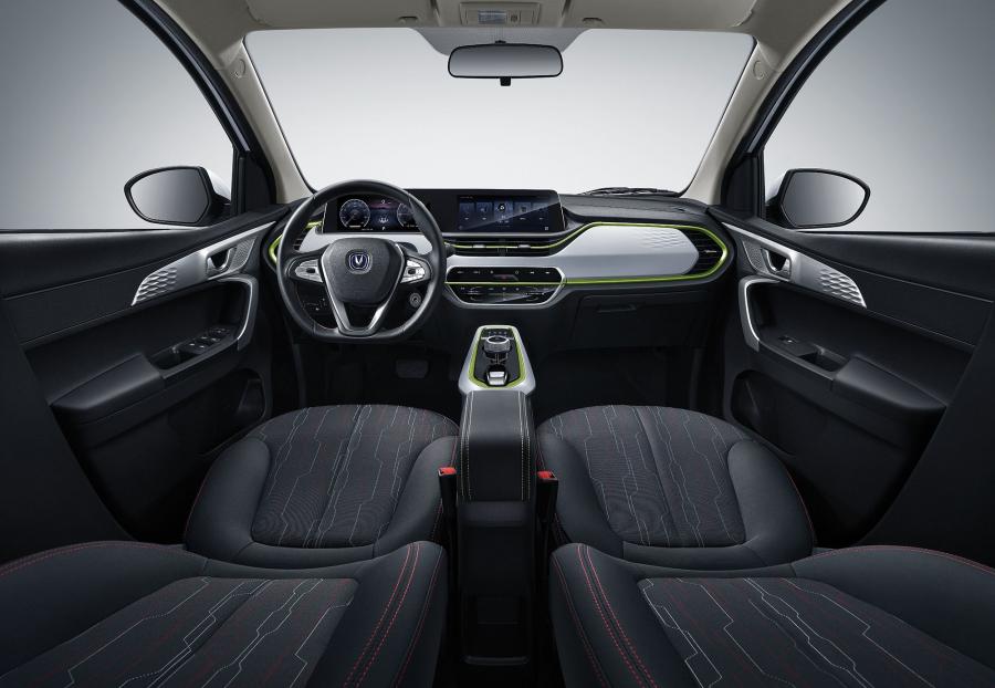 Торпедо ChangAn Benni E-Star 2020 года  (фото 7 из 10)